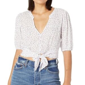 B.B. Dakota Floral Blouse